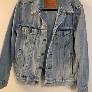 Levi’s Ex-Boyfriend Trucker Denim Jacket